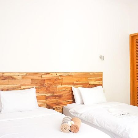 Ibludan Hotel Senggigi Ngoại thất bức ảnh