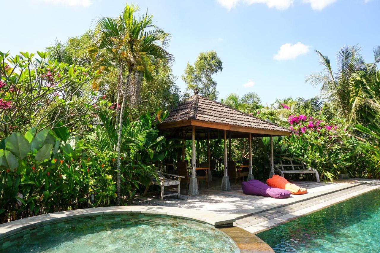 Ibludan Hotel Senggigi Ngoại thất bức ảnh