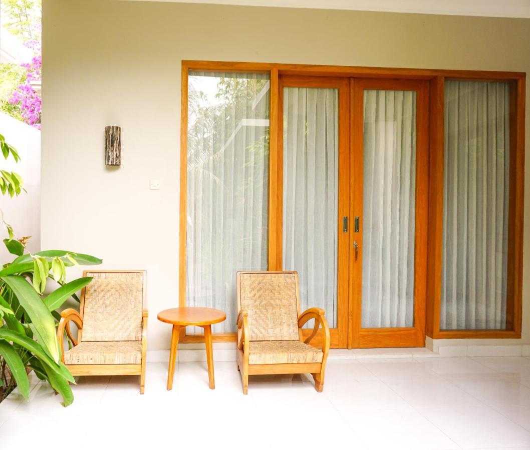Ibludan Hotel Senggigi Ngoại thất bức ảnh