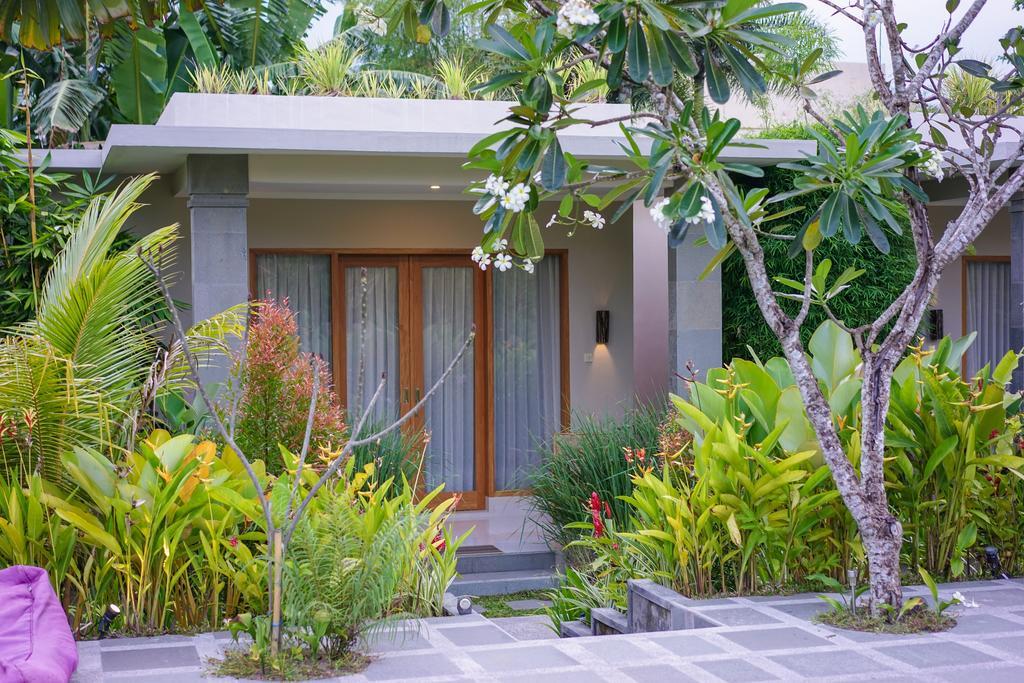Ibludan Hotel Senggigi Ngoại thất bức ảnh
