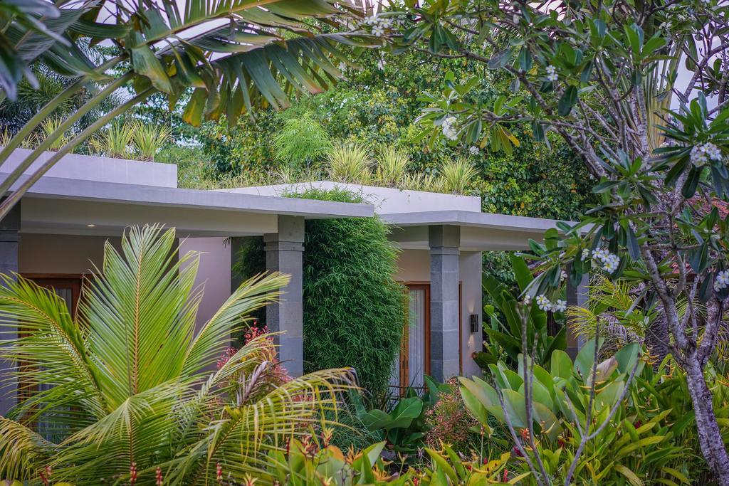 Ibludan Hotel Senggigi Ngoại thất bức ảnh